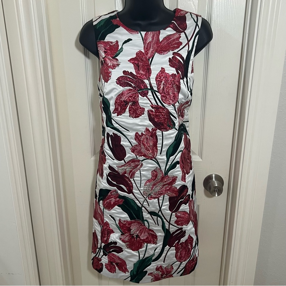 NWT Carolina Herrera Red and Green Floral Dress